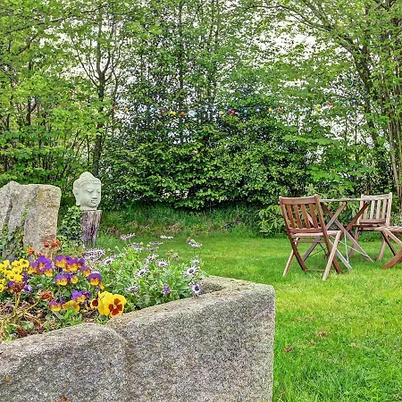 Le Bouddha Du Saint-Germain-de-Tallevende