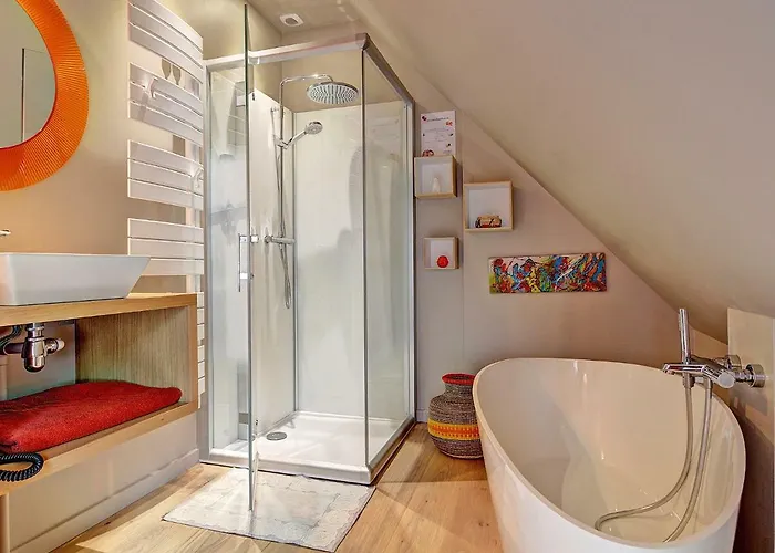 Le Bouddha Du 3* Saint-Germain-de-Tallevende