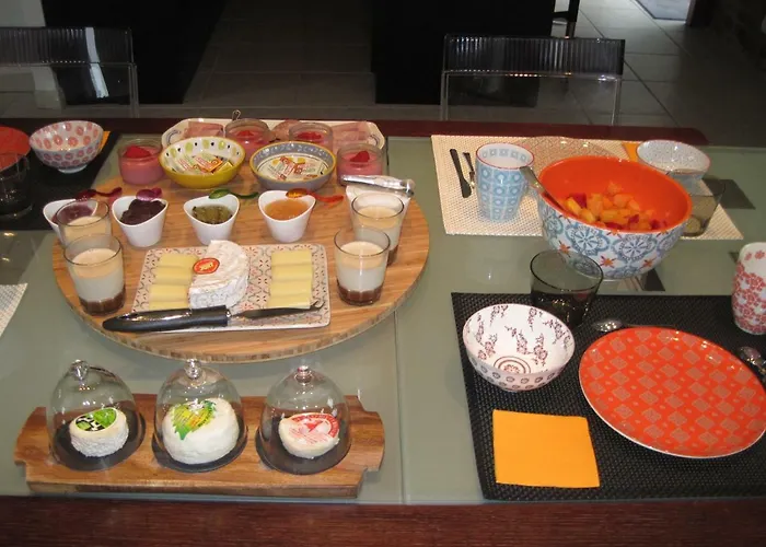 Le Bouddha Du 3* Saint-Germain-de-Tallevende